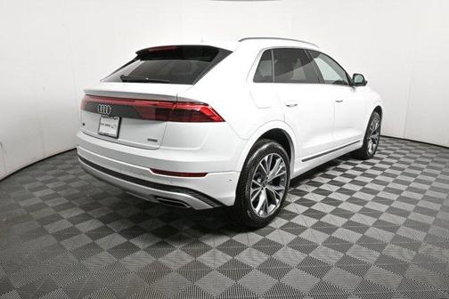 2025 Audi Q8 55 Premium