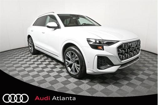2025 Audi Q8 55 Premium