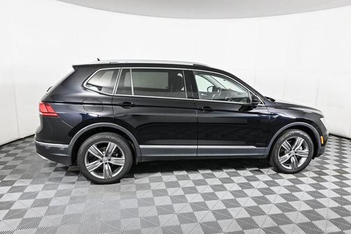 2021 Volkswagen Tiguan 2.0T SEL R-Line Black