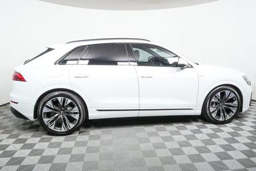 2026 Audi Q8 55 Premium Plus