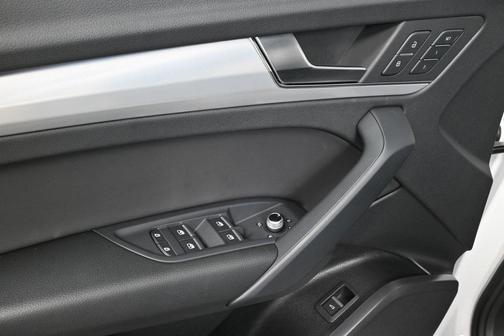 2025 Audi Q5 45 S line Premium