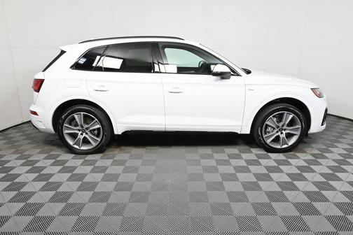 2025 Audi Q5 45 S line Premium