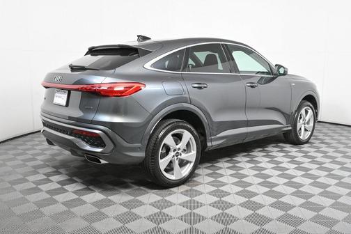 2025 Audi Q5 Premium Plus