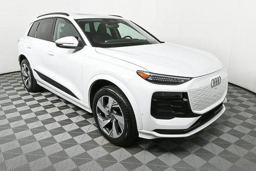 2025 Audi Q6 e-tron Premium Plus quattro