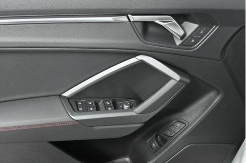 2025 Audi Q3 45 S line Premium Plus