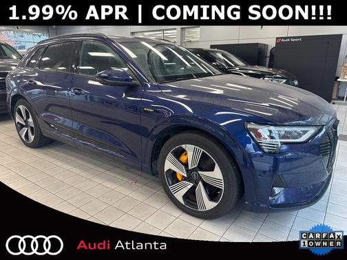 2022 Audi e-tron Premium Plus