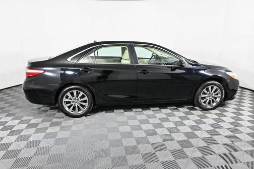2016 Toyota Camry XLE