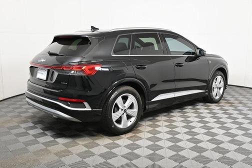 2024 Audi Q4 e-tron Premium 55 quattro