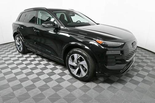 2025 Audi Q6 e-tron Premium Plus quattro