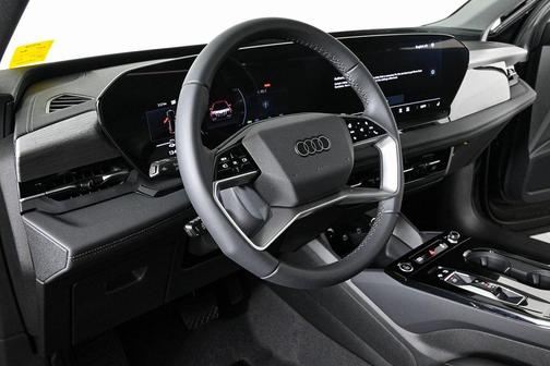 2025 Audi Q6 e-tron Premium quattro