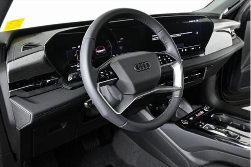 2025 Audi Q6 e-tron Premium quattro