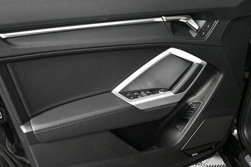 2025 Audi Q3 45 S line Premium Plus