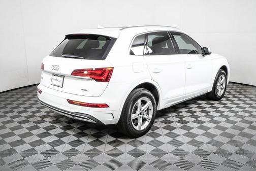 2023 Audi Q5 40 Premium