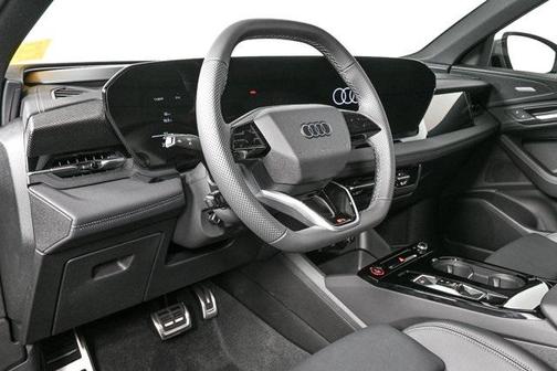 2025 Audi SQ6 e-tron Prestige quattro
