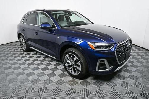 2022 Audi Q5 45 S line Premium Plus