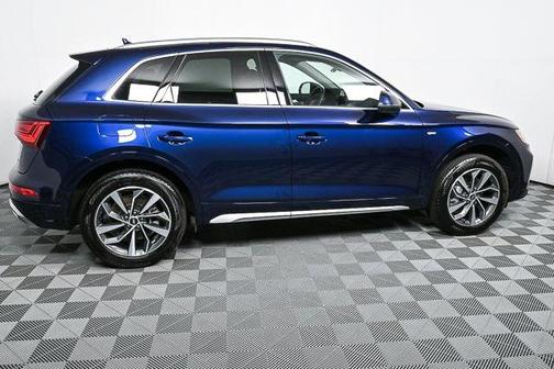 2022 Audi Q5 45 S line Premium Plus