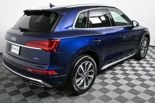 2022 Audi Q5 45 S line Premium Plus