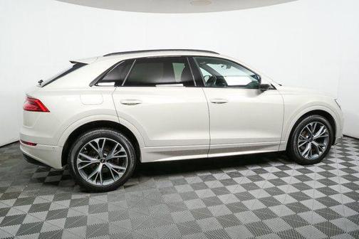 2023 Audi Q8 55 Premium
