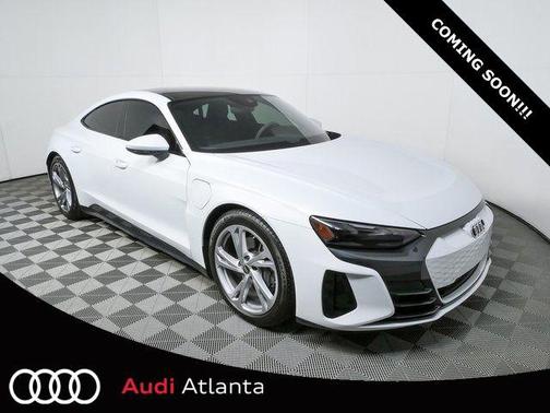 Suzuka Gray Metallic 2023 Audi e-tron GT Premium Plus quattro