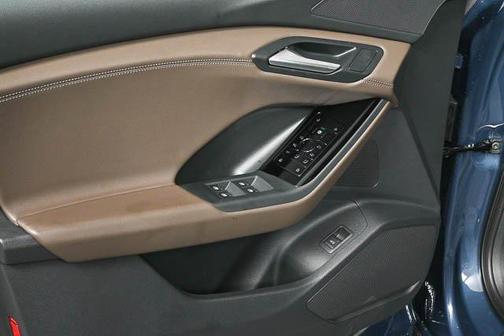2025 Audi Q6 e-tron Premium