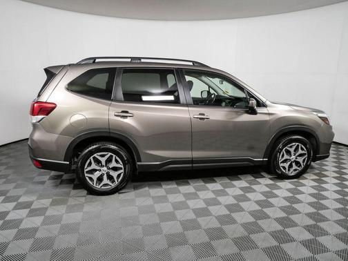 Sepia Bronze Metallic 2019 Subaru Forester Premium