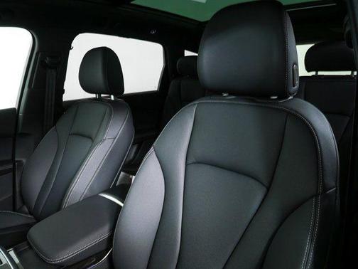 Mythos Black Metallic 2026 Audi Q7 55 Premium Plus
