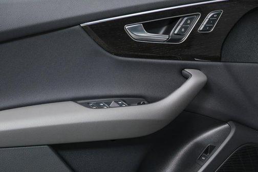 2026 Audi Q8 55 Premium