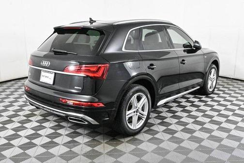 2021 Audi Q5 Premium Plus 55 TFSI e quattro S tronic