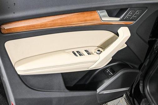 2021 Audi Q5 Premium Plus 55 TFSI e quattro S tronic
