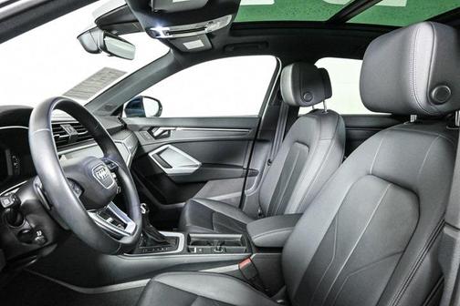 2022 Audi Q3 45 S line Premium