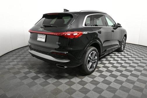 2025 Audi Q5 Premium