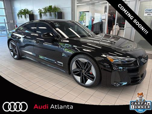 Mythos Black Metallic 2023 Audi RS e-tron GT quattro