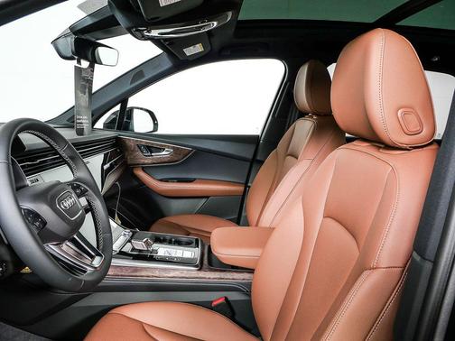 2026 Audi Q7 55 Premium Plus