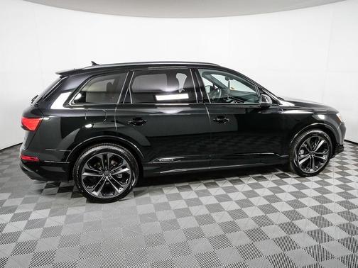 2026 Audi Q7 55 Premium Plus