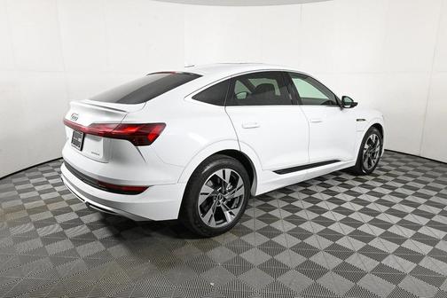 2021 Audi e-tron Sportback Premium