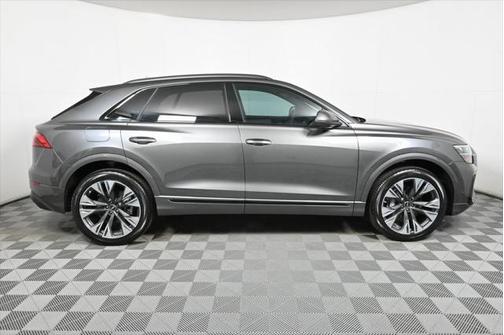2025 Audi Q8 55 Premium Plus