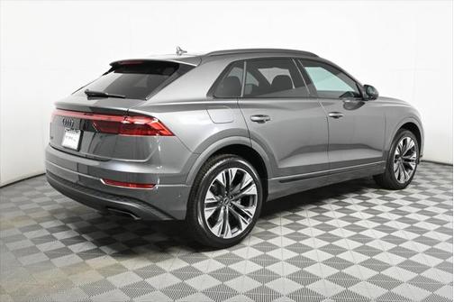2025 Audi Q8 55 Premium Plus