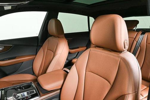 2025 Audi Q8 55 Premium