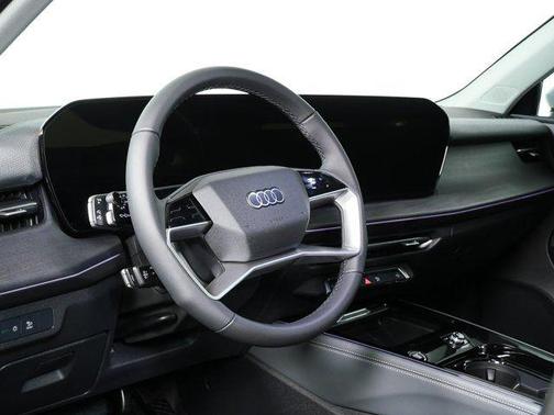 Glacier White Metallic 2026 Audi Q3 TFSI quattro S tronic