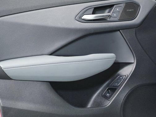 Glacier White Metallic 2026 Audi Q3 TFSI quattro S tronic