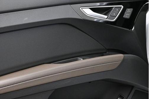 2025 Audi Q4 e-tron Premium Plus 55 quattro
