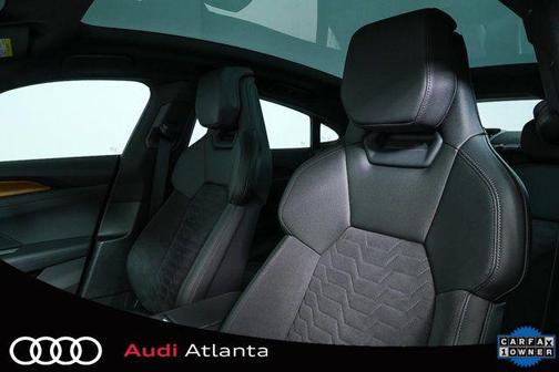 2022 Audi e-tron GT Premium Plus