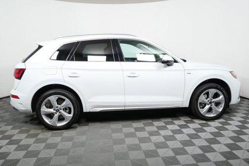 2025 Audi Q5 45 S line Premium Plus
