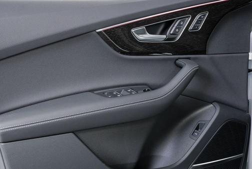 2026 Audi Q7 55 Premium Plus