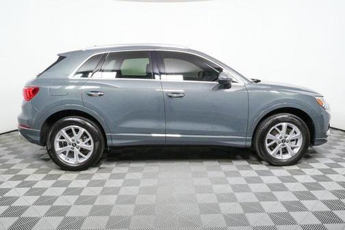 2023 Audi Q3 Premium 40 TFSI quattro Tiptronic
