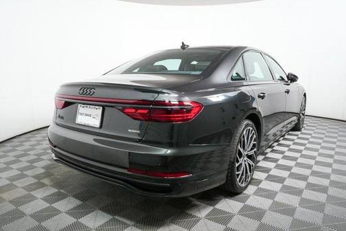 2022 Audi A8 L 55 TFSI quattro Tiptronic