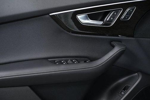 2026 Audi Q8 55 Premium Plus