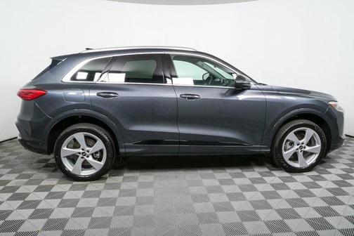 2025 Audi Q5 Premium Plus TFSI quattro S tronic