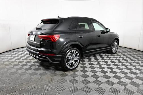 2025 Audi Q3 45 S line Premium Plus