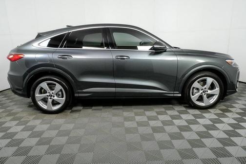 2025 Audi Q5 Prestige TFSI quattro S tronic